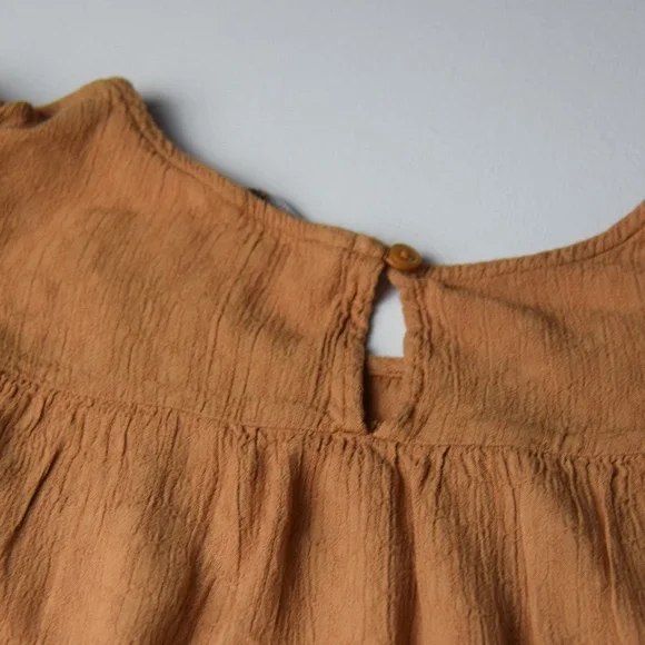 American Eagle Short Sleeve Peasant Top - Picture 3 of 5